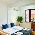 Apartment Spacious & Classy With 2 Baths In Centre Plovdiv