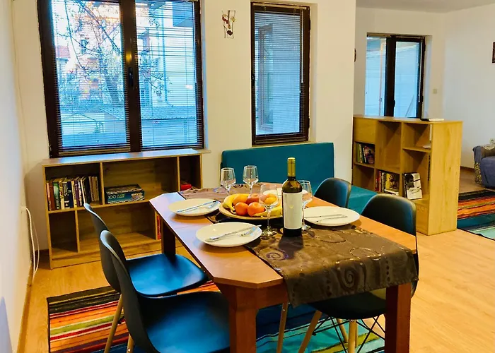 Apartment Spacious & Classy With 2 Baths In Centre Plovdiv