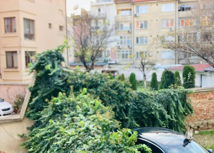 Apartman Spacious & Classy With 2 Baths In Centre