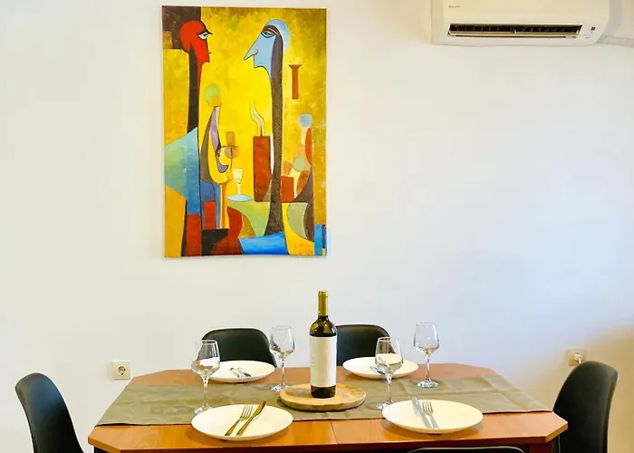 Apartman Spacious & Classy With 2 Baths In Centre