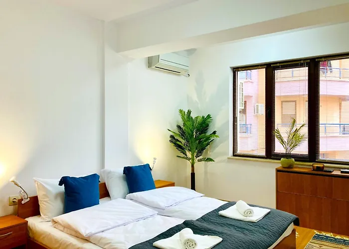 Apartman Spacious & Classy With 2 Baths In Centre Plovdiv