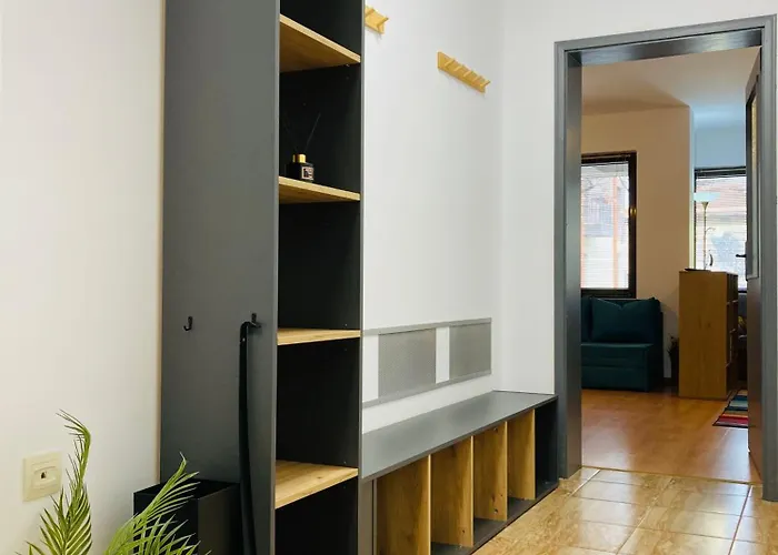 Apartman Spacious & Classy With 2 Baths In Centre *